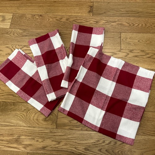 Four farmhouse red white - four, (4)